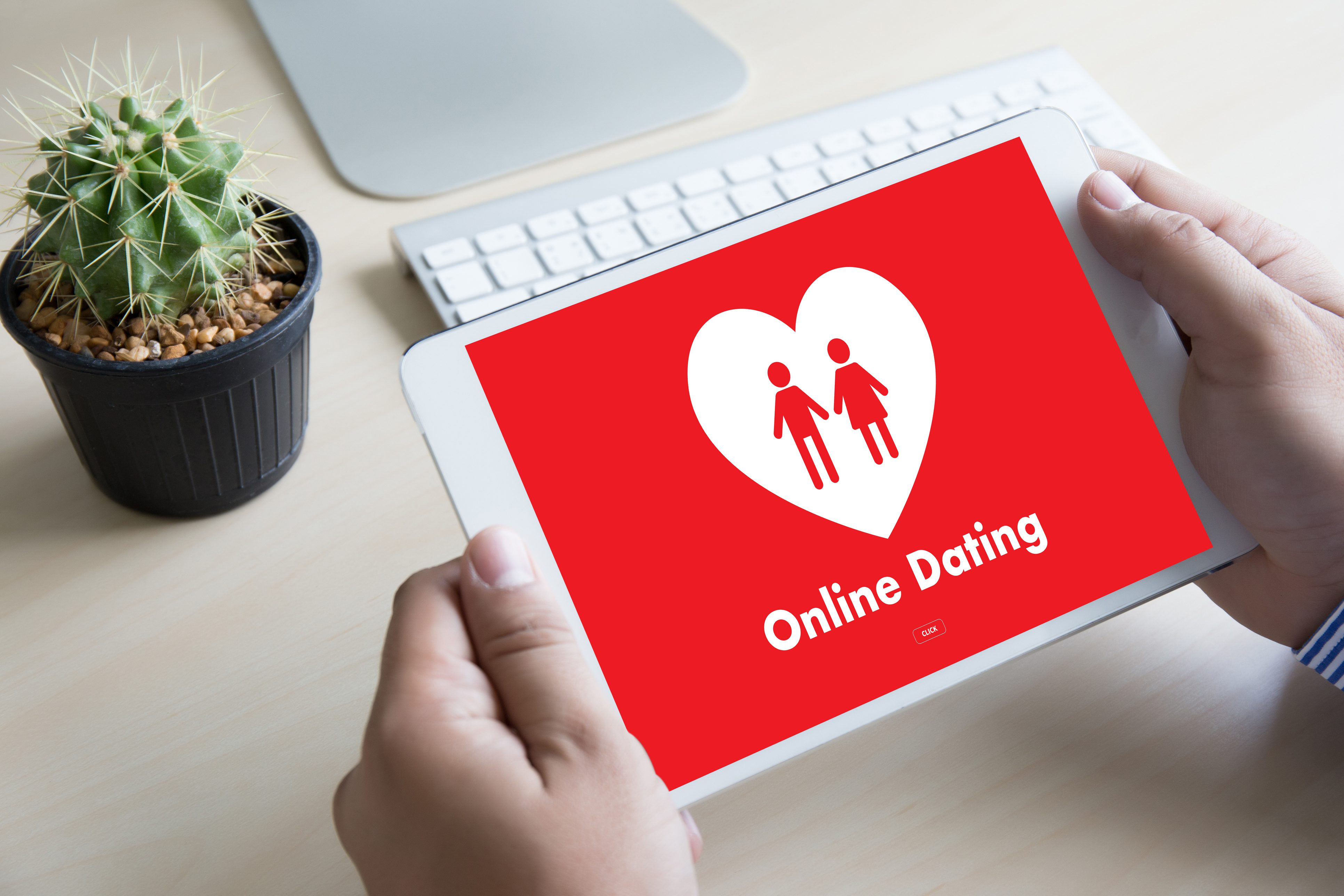 Why Would You Choose To Use A Dating Website?