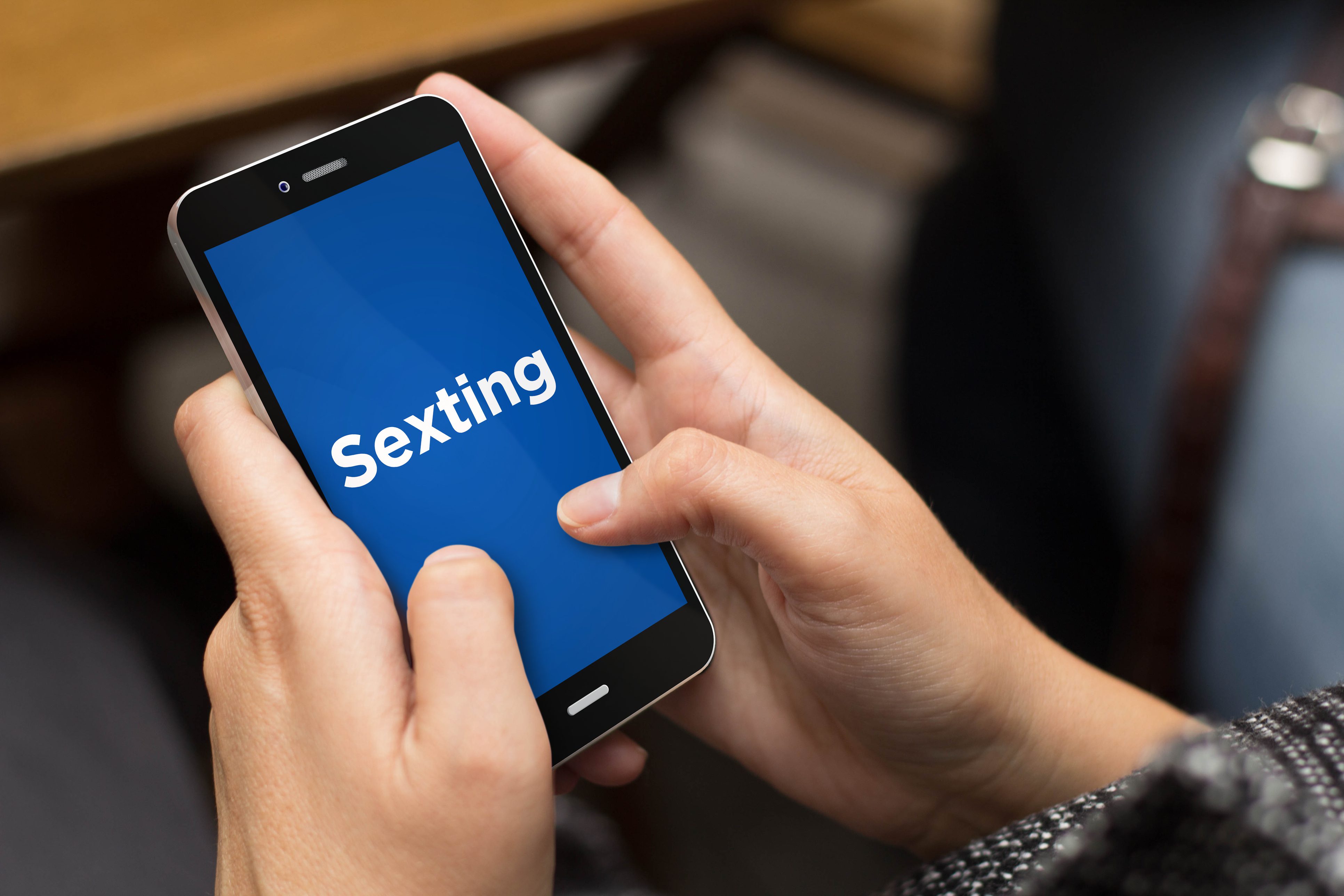 Online Dating: Is It Normal For Conversations To Turn Sexual So Quickly?