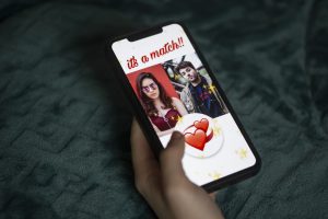 Online Dating: First Message Tips