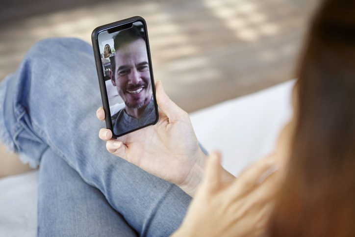 Online Dating: FaceTime First?
